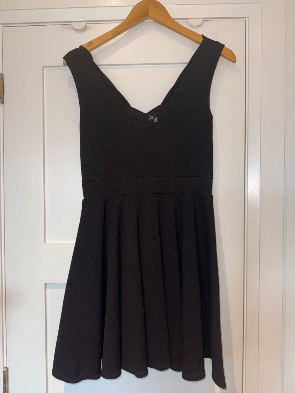 Scallop Plunge Skater Dress
